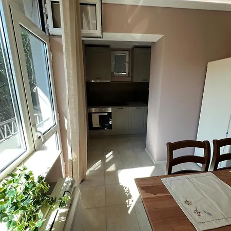 Appartement Aristocratic In The Center Of